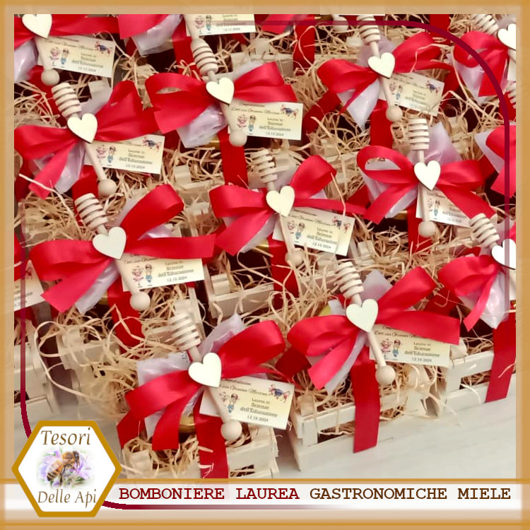 Cassettine Legno Bomboniera Laurea Miele Spargimiele Legno Nastro Fiocco Rosso Foto2 Cassettine Legno Bomboniera Laurea Miele Spargimiele Legno Nastro Fiocco Rosso