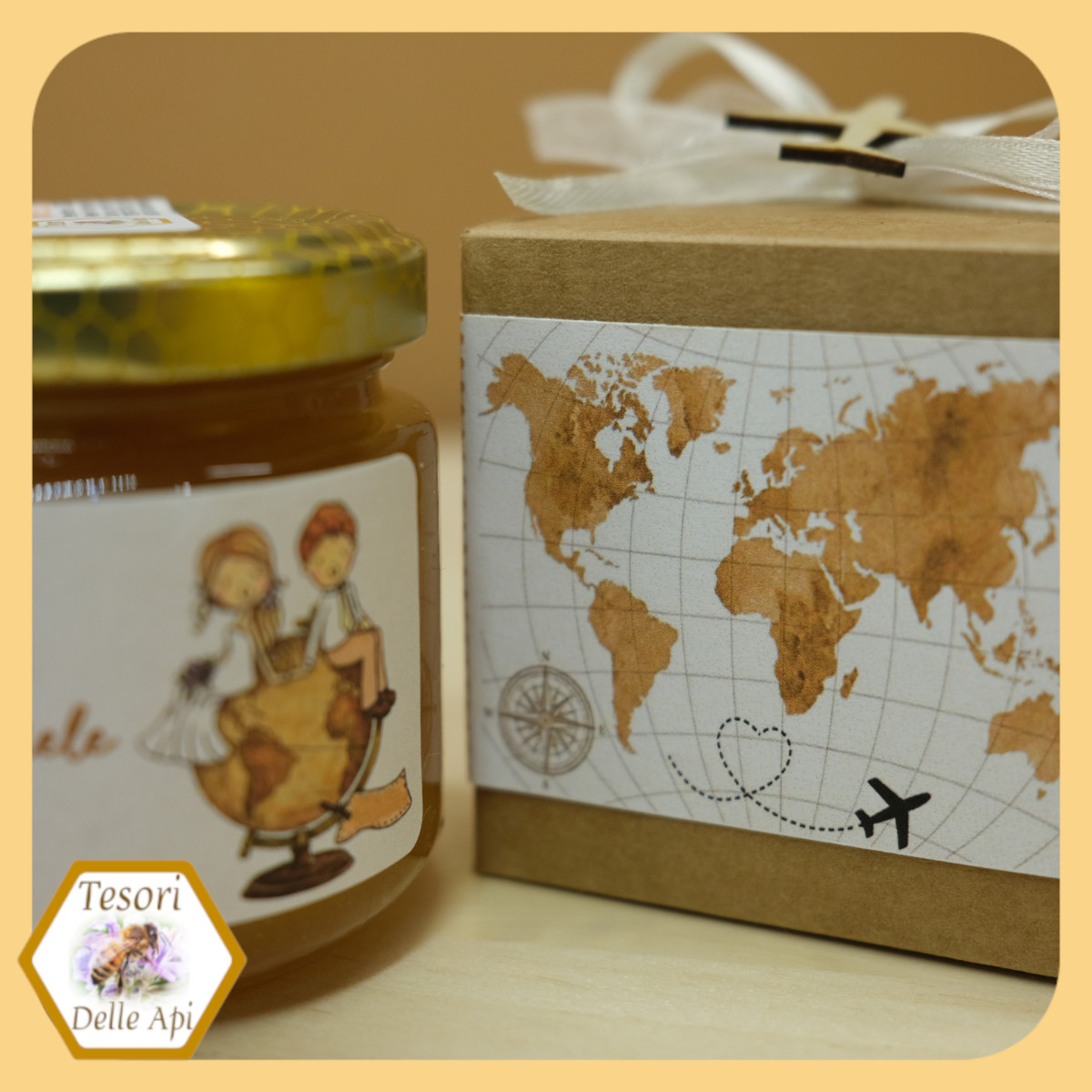 Bomboniera Miele Matrimonio tema viaggio dettaglio cartoncino